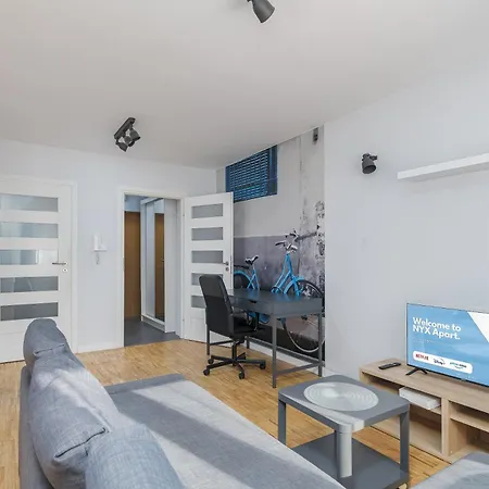 Okrzei 3 By Nyx Apartment